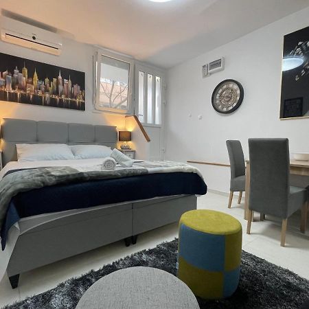 Old Town Bridge Apartment Zadar Exterior photo
